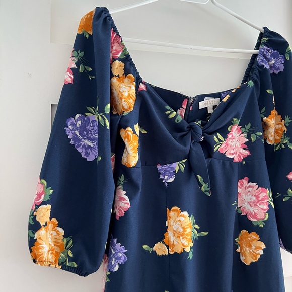 Wayf Eunice knot front mini dress size S - Picture 7 of 11